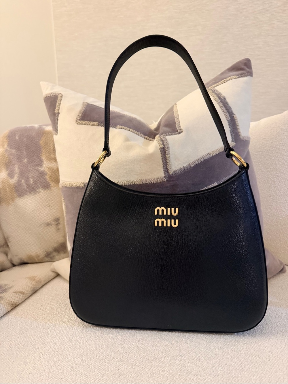 Miu Miu Black Leather Gold-Logo Shoulder Bag - Picture 2 of 7